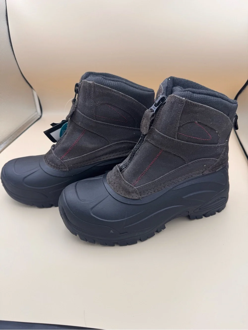Weatherproof Black and Brown Men's Winter Boots Zip closure Size 8M